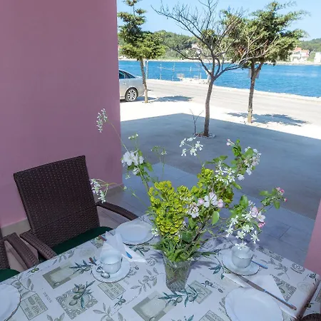 Apartments Zvone1 Veli Rat Exterior photo