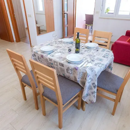 Apartments Zvone1 Veli Rat Exterior photo