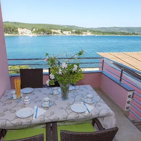 Apartments Zvone1 Veli Rat Exterior photo