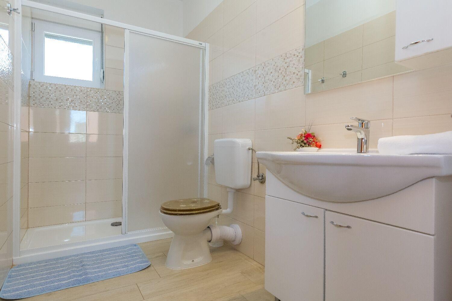 Zvone1 Apartment Veli Rat