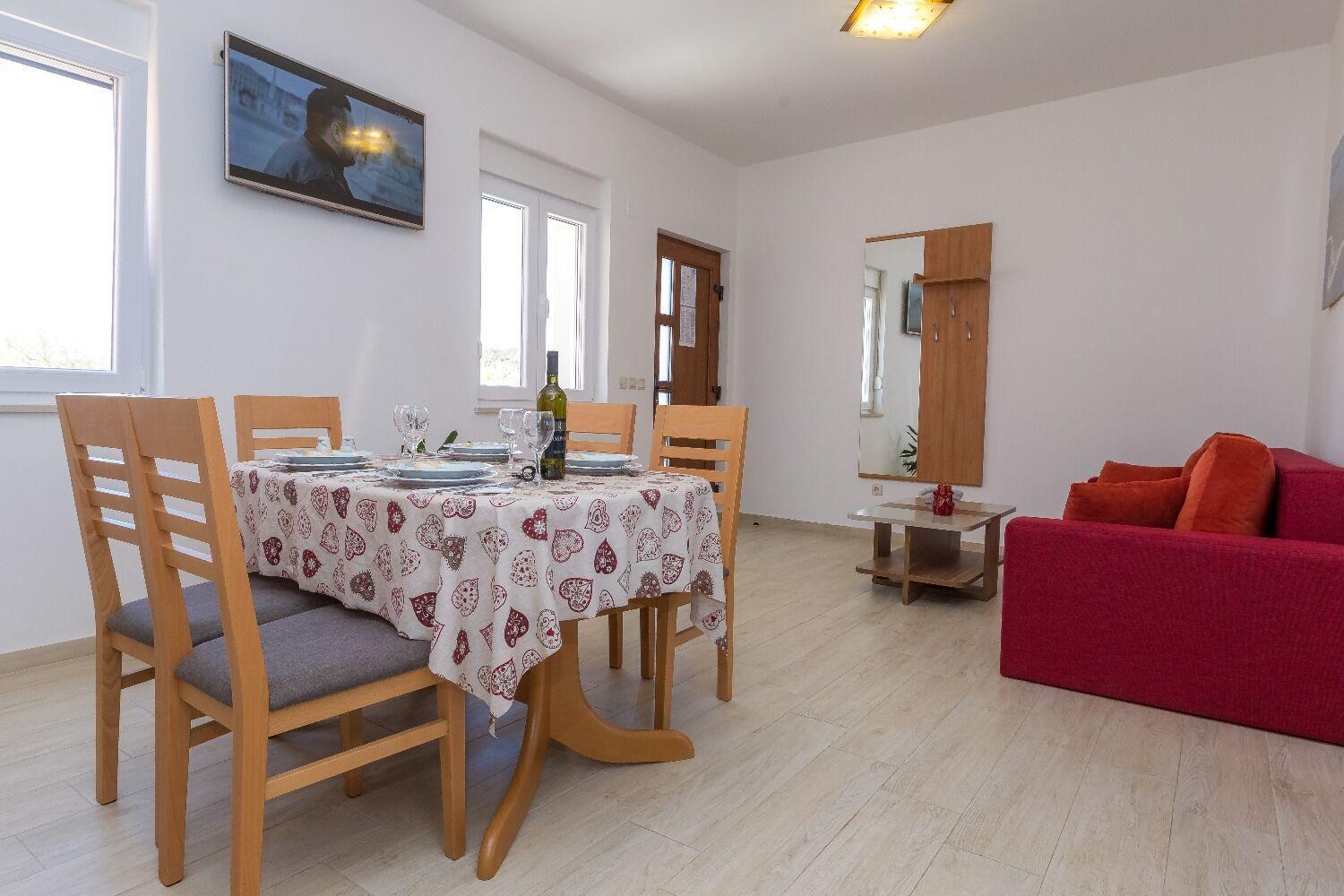 Apartment Zvone1 Veli Rat