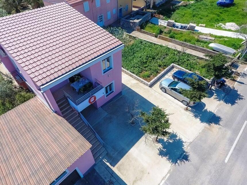 Zvone1 Apartment Veli Rat